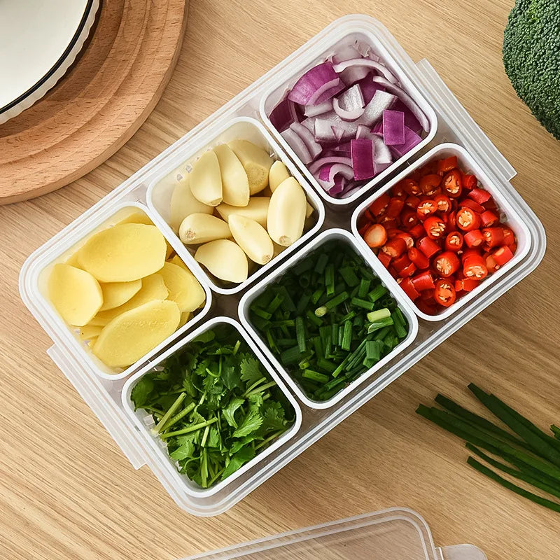 Tupperware 4/6 box