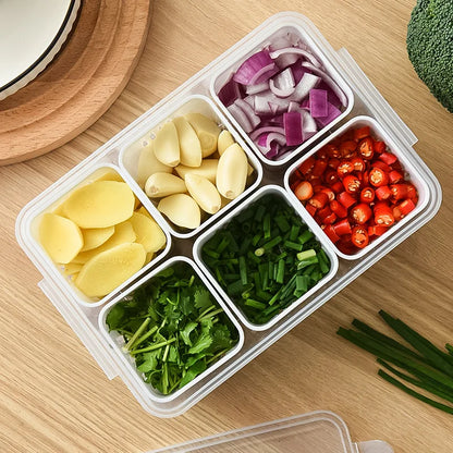 Tupperware 4/6 box